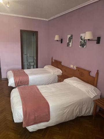 Albergue Hostal Sao Telmo Tui Esterno foto