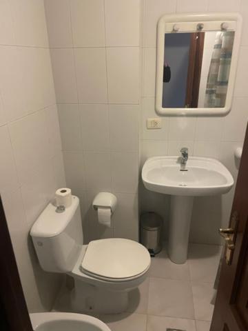 Albergue Hostal Sao Telmo Tui Esterno foto
