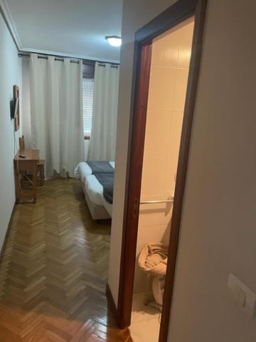 Albergue Hostal Sao Telmo Tui Esterno foto